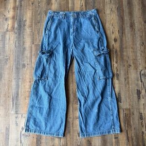 Levis Premium Womens Baggy Wide Leg Cargo Lightweight Grungy 90s Jeans Size 29